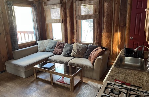 Valdez Cabin | Thompson Pass Cabin