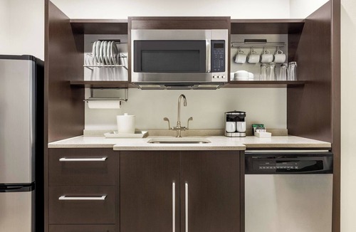 Queens Hotel | Three Bright 2 Queen Studio Suites Offering Spacious Comfort and Welcoming Vibes
