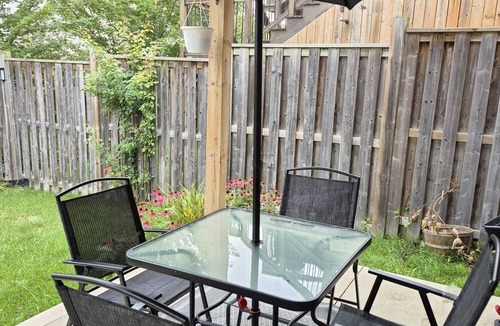 Guelph Apartment | Tiny ,1BR Guesthouse Studio