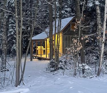 Hastings Highlands House | Tiny Home Bliss