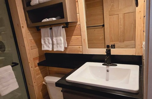 Page Cabin | Tiny Home King Room #10B