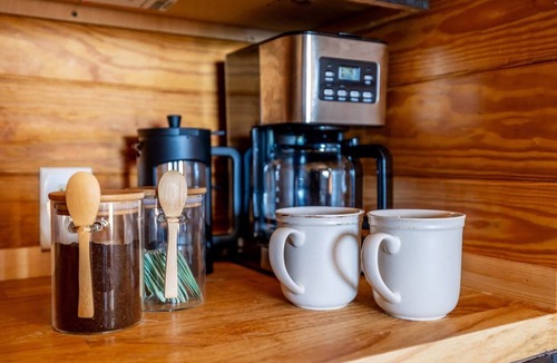 Sevierville Cottage | Tiny house experience! Re-discover Life, Love, Self and Peace