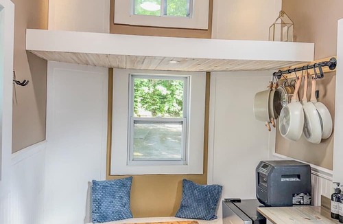Hammond House | Tiny Timber on Black Lake