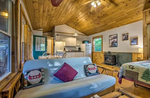 Bryson City Cabin | Tree-House Style Cabin with Forest Views, Nantahala National Fores, North Carolina