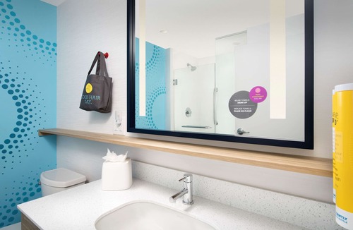 McDonough Hotel | Tru by Hilton McDonough