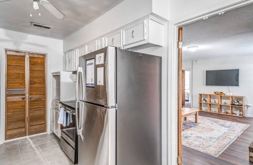 Memphis House | Tulip Tree Cottage