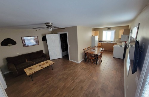 South Aroostook Apartment | Turkey Tale - Charming 2-bedroom apartment in delightful Linneus with WiFi