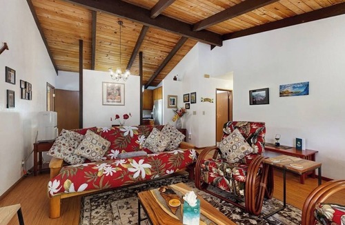 Volcano House | Two charming homes on one lot - nature walks, meditation spots and gardens