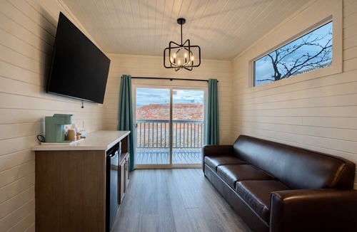 Page Cabin | Ultra Luxury Tiny Home with Deck #1A