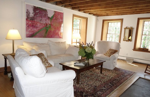 Glendale House | Unique Historic Property With Modern Comforts And Amenities In Great Location
