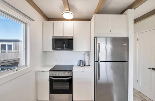 Napeague Apartment | Unit 721: Two-Bedroom | 2nd Floor-Ocean View | Sand Dollar