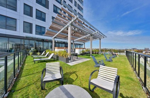Central Square Apartment | Upscale 1BR MIT Harvard WiFi Gym W D Parking