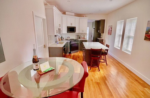 Dudley Square Apartment | Upscale Unit 3 at Perrin Place