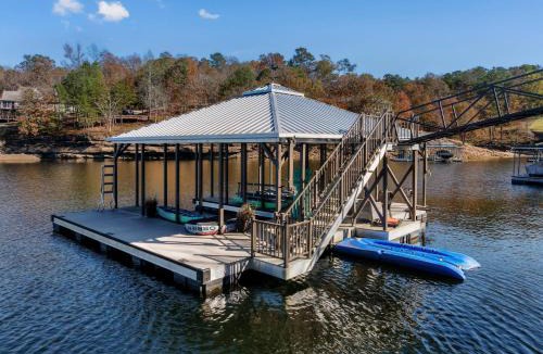 Crane Hill House | Views! Dock, Water, Game Room, Kids Room!