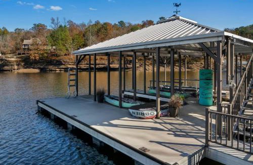 Crane Hill House | Views! Dock, Water, Game Room, Kids Room!