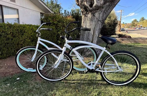 St. George Cottage | Walkable~ Bikes~ Firepits~ Petsok~ Bbq~ Dining