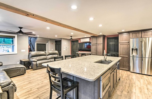 Ashland Cottage | Waterfront Ashland Home ~ 2 Mi to Downtown!