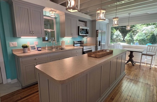 Town of Webb House | Waterfront Lakehouse on 4th with Dock Access