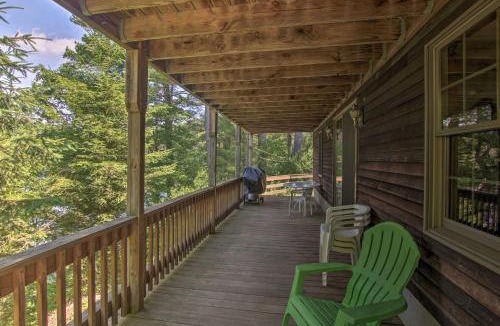 West Brookfield House | Waterfront New England House on Wickaboag Lake!