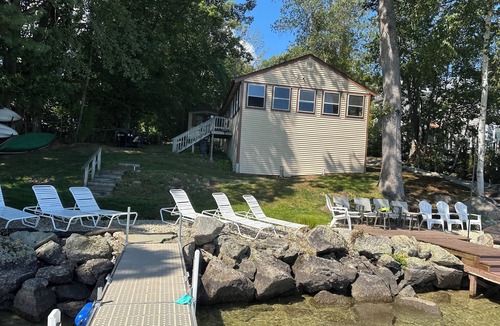 Meredith House | Waterfront Spacious 2 Houses/2 Cottages in serene Meredith with AC