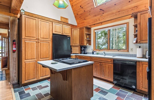 Trenton House | Waterfront- Sunrises over Cadillac Mountain, beach for fishing or kayaking