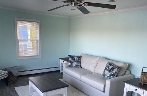 Warwick House | Waterfront