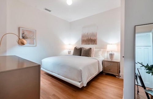 Fox Point Apartment | Waterside Step-free 2BR, Near Brown and RISD, Free Parking
