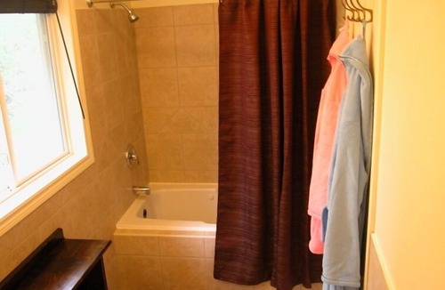 Pictou Bed & Breakfast | Waterview Rooms