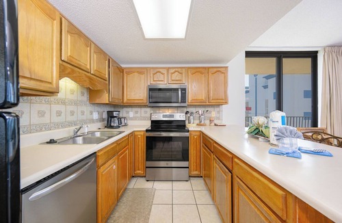 Orange Beach Condo | WEEKLY SPECIALS! Phoenix VIII 3BR Condo on the BEACH!