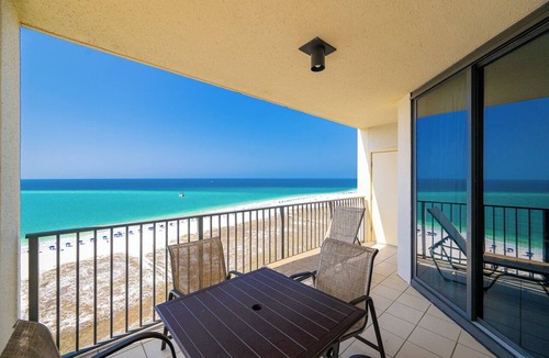 Orange Beach Condo | WEEKLY SPECIALS! Phoenix VIII 3BR Condo on the BEACH!