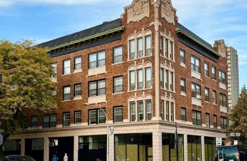 Edgewater Beach Apartment | Well Located Studio on the Red Line