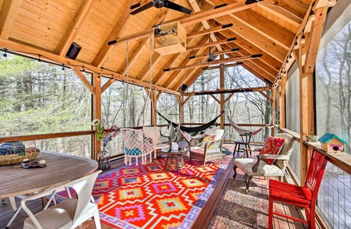 West Cornwall House | West Cornwall Cabin ~ 4 Mi to Covered Bridge!