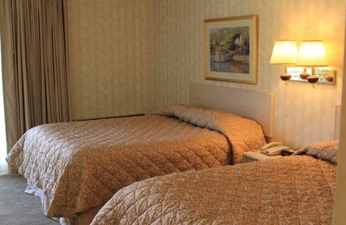 Misquamicut Hotel | Winnapaug Inn