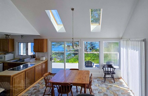 Georgetown Cottage | Your Tranquil Indian Point Retreat with Breathtaking Views & Beach Access