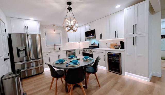 10 Burnett Home