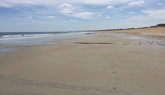 147 Franklin Seabrook Memorial Day-2 Duplexes. Reservations for World Cup n June