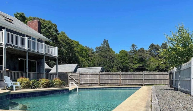 2 Mins to Beach + Heated Saltwater Pool, Views!