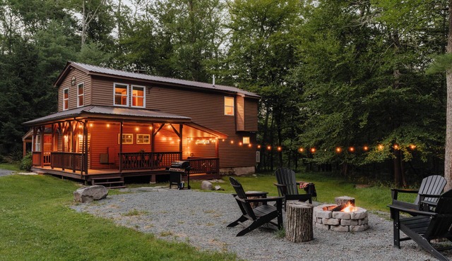 5 Acre Nature Escape · Rockpine Cabin