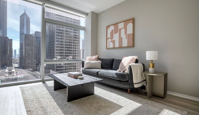 Amazing Streeterville 1BR w/Terrace & Gym, nr Riverwalk, by Blueground