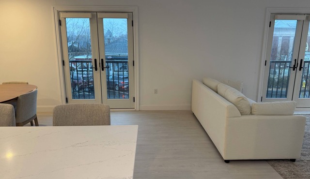 Apartment in Westhampton Beach with central AC and WiFi