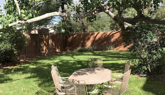 Authentic adobe home on Route 66 & El Camino Real, 5 minutes from the Rio Grande