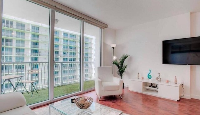 Bayview modern studio longer term available in Surfside