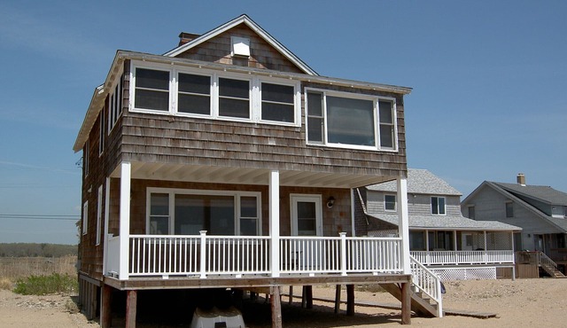 Beachfront cottage on Historic Circle Beach