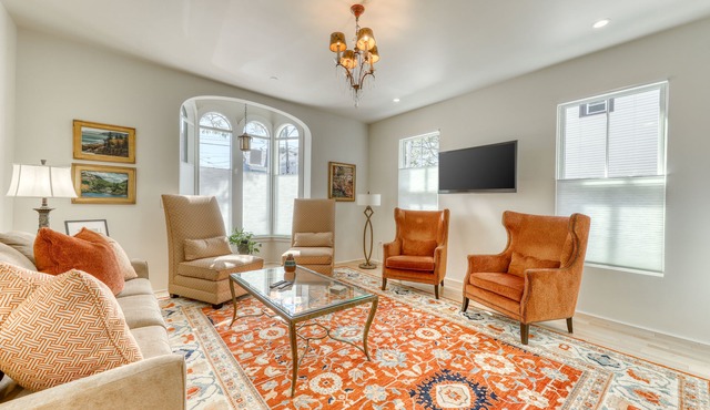 Beautiful Combo Home Located in Downtown Portland - Close to the Beach
