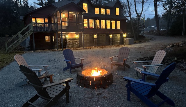 Beautifully Renovated Lake House