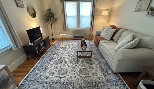 Charming 1-bedroom, groundfloor apt in Brunswick with AC, near Bowdoin College