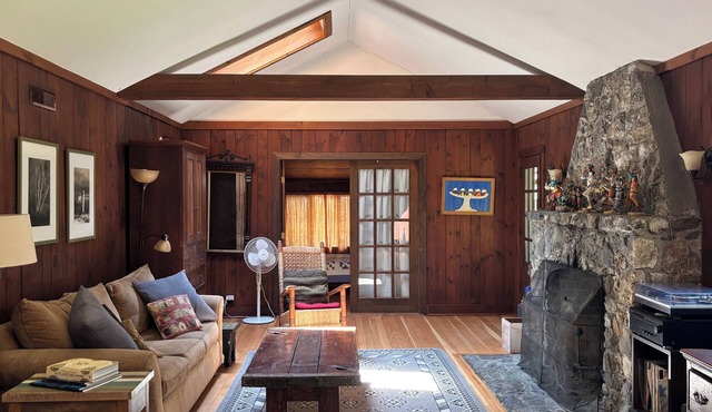 Charming 5-bedroom Vacation House in Chatham