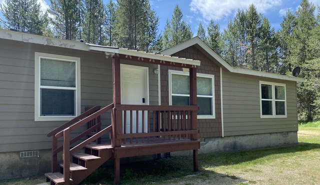 Charming, private 3-bedroom cabin