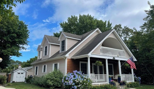 Charming South Rehoboth Cottage: 5 Blocks to Beach & Boardwalk, Parking Included