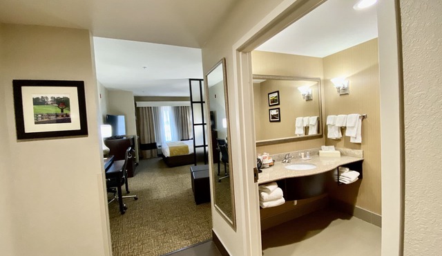 Comfort Suites Byron Warner Robins